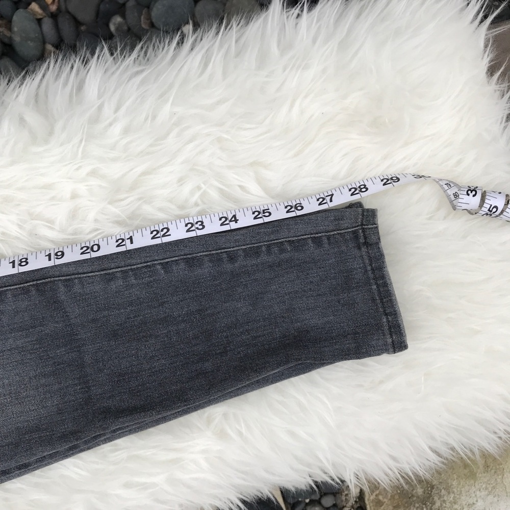 Madewell 9” Rise Jeans - Picture 4 of 5